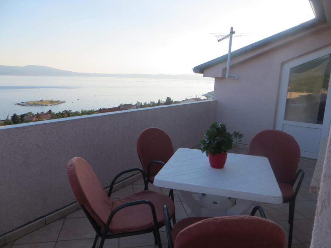 App St Marin View Novi Vinodolski Buitenkant foto