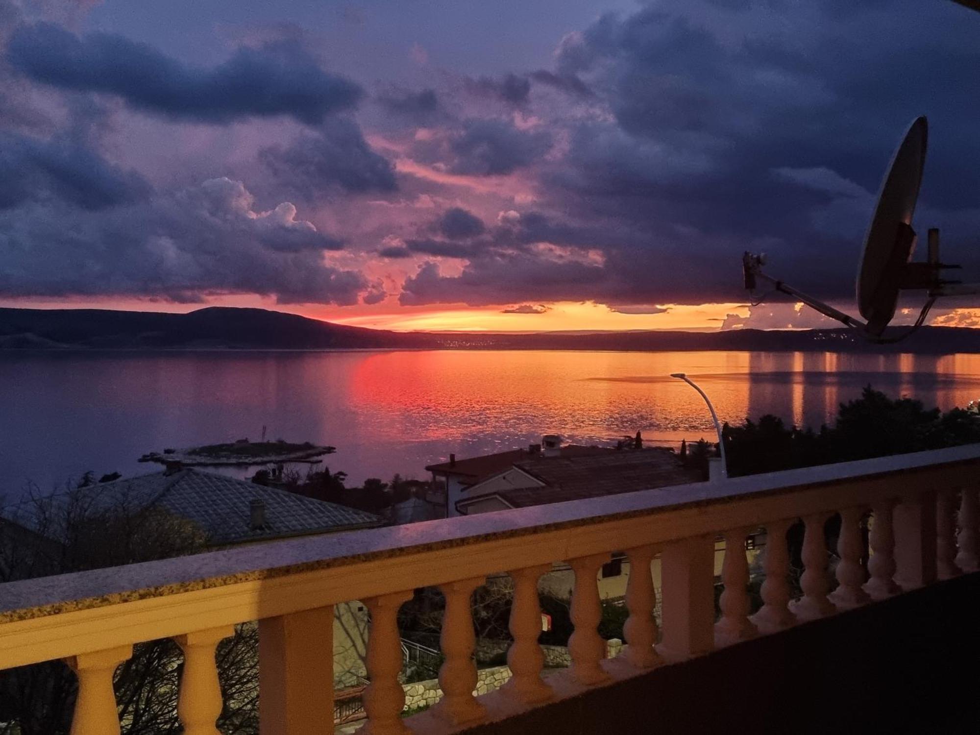 App St Marin View Novi Vinodolski Buitenkant foto